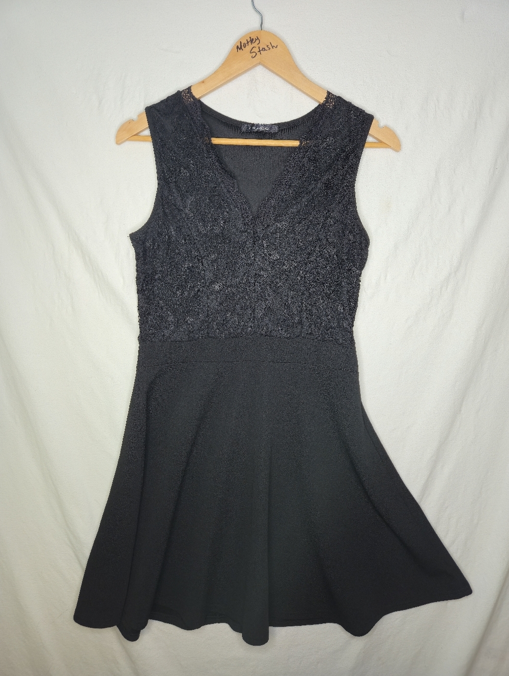 Sloane &Sadie Black Dress With Lace Sleeveless Top And Flared Skirt Size Large